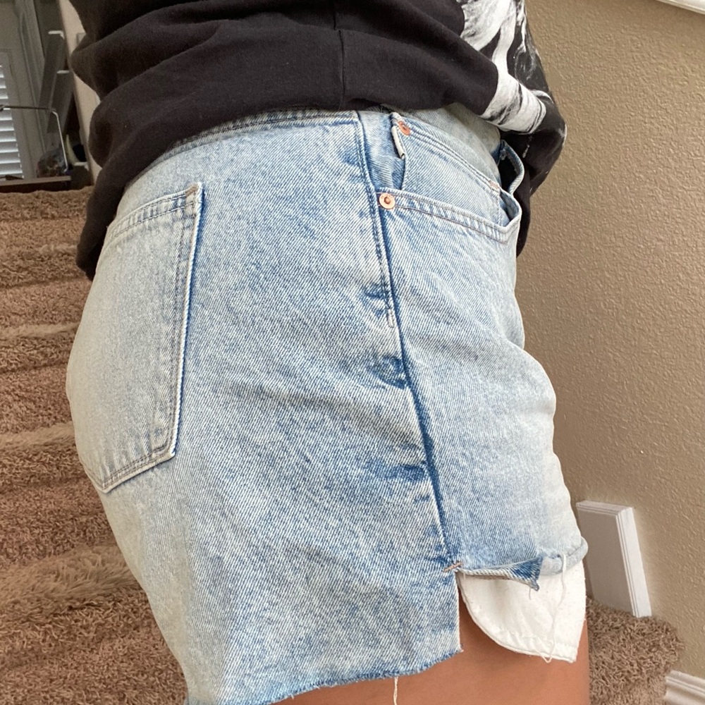 Express Women's Jean Shorts - Blue Denim